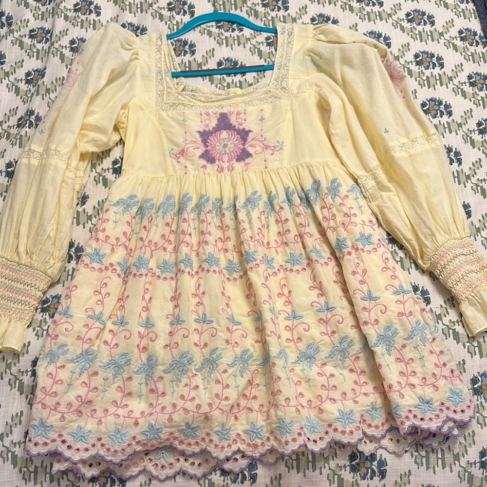 Embroidered Yellow Dress with Floral Design